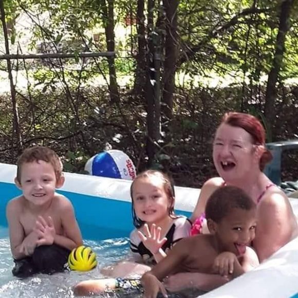 Meet your Posher, Janet - Picture 1 of 1